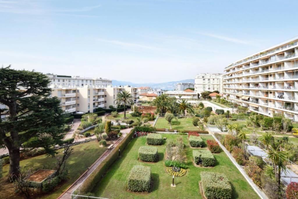 Appartement Spacieux Avec Vue Mer Proche Du Centre Cannes Ngoại thất bức ảnh